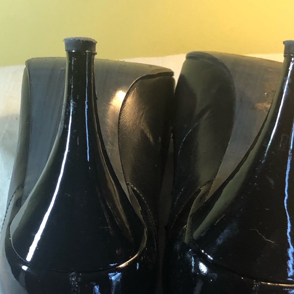 Shoes - Picture 7 of 7